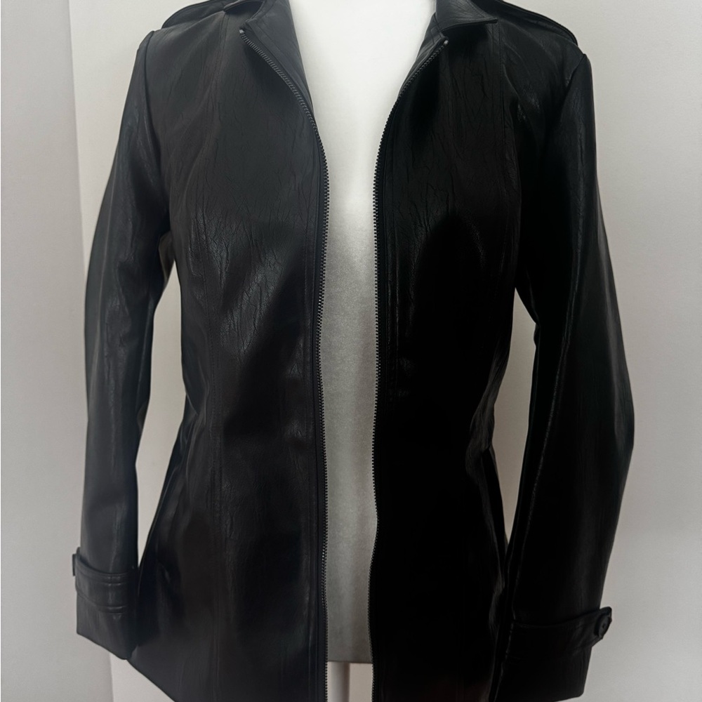 Elegant Black Leather Jacket for Women